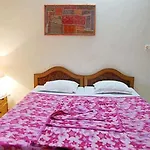 Adb Rooms Hotel Vallabh Darshan