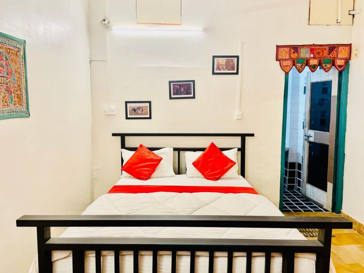 Dilbar Safari Hostel