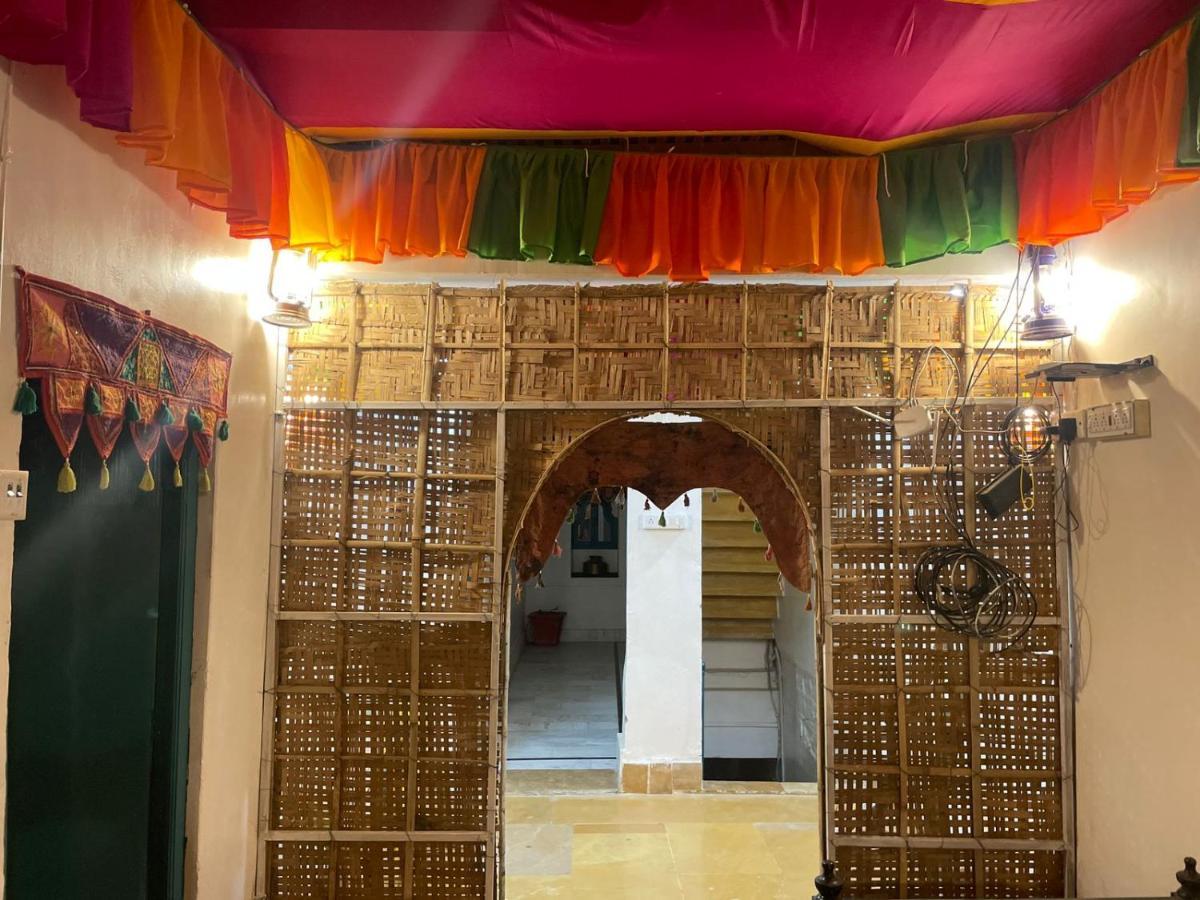 Dilbar Safari Hostel *