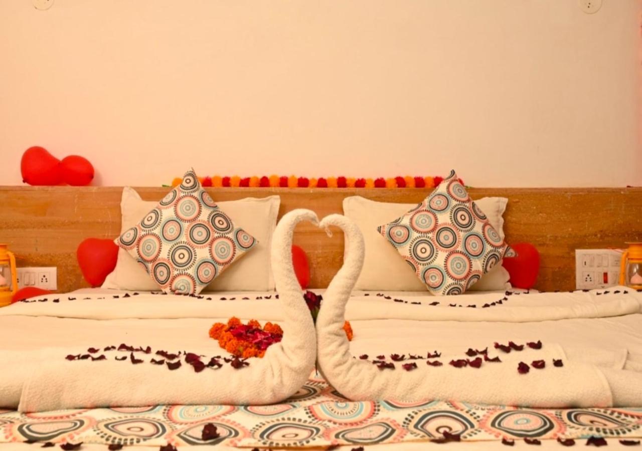 Hotel The Saffron Desert Camp