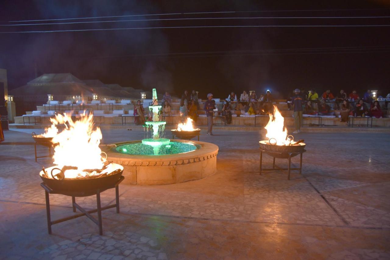 Desert Valley Resort *