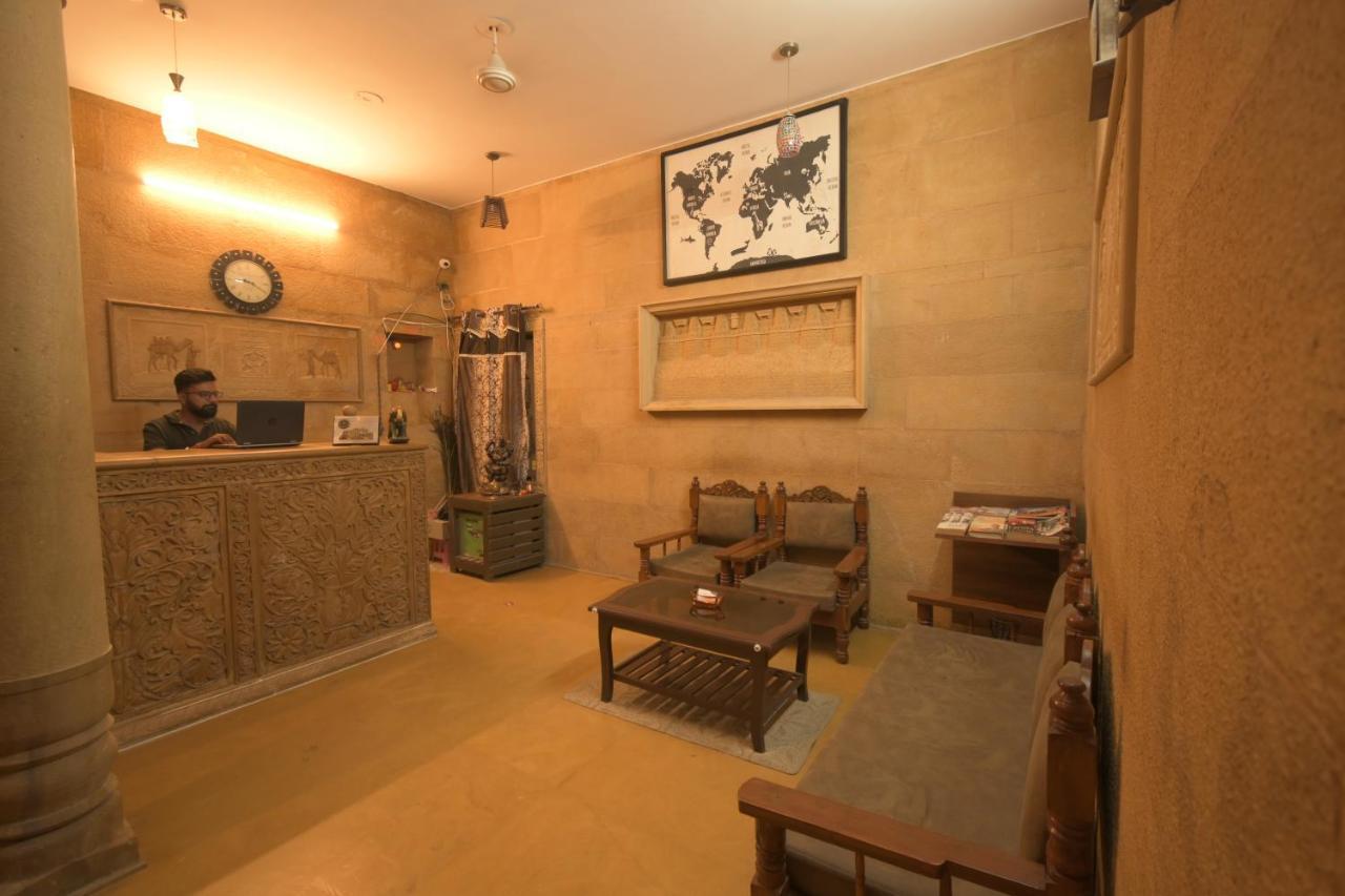 Sanjay Hotel 3*