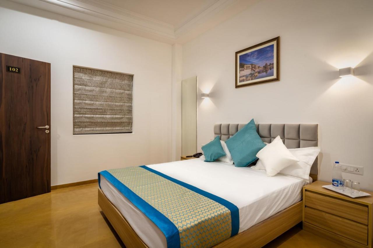 Hotel Aradhya