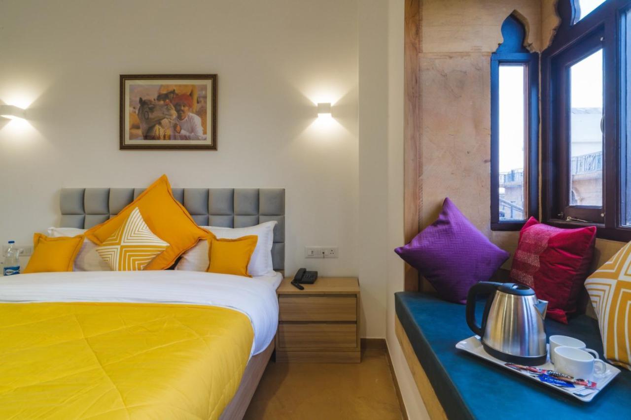 Aradhya Hotel