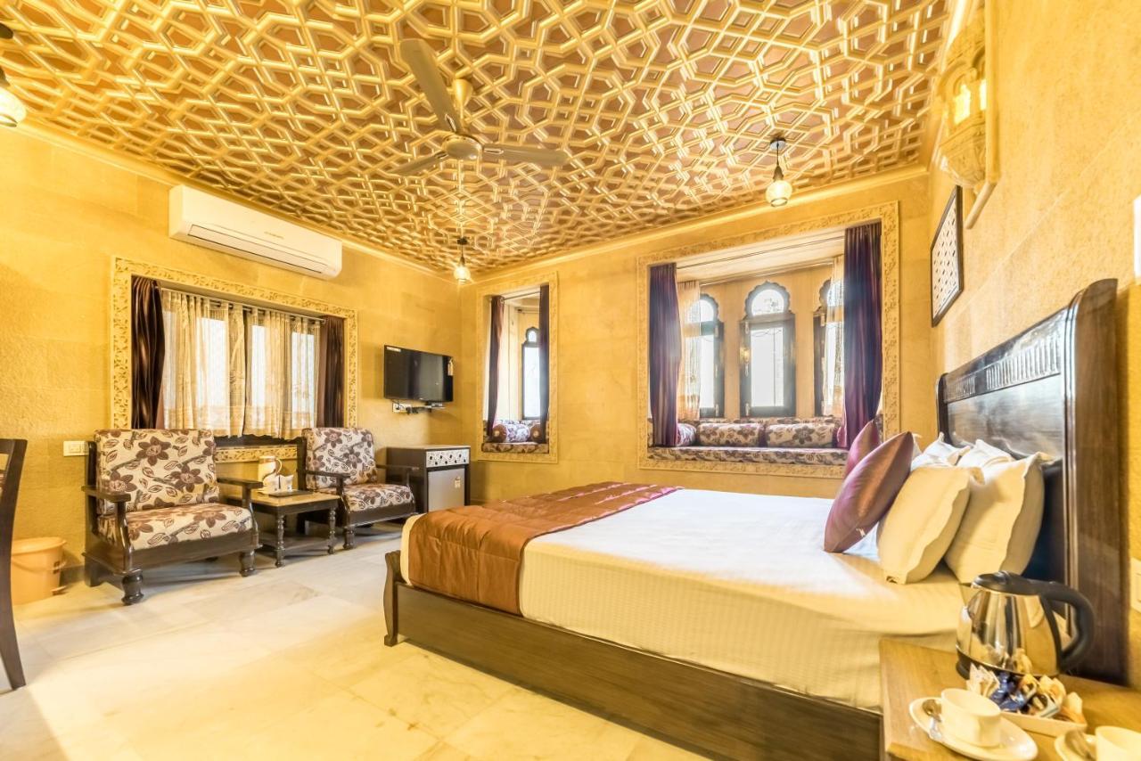 Hotel Sky Plaza - Ever View Of 3*