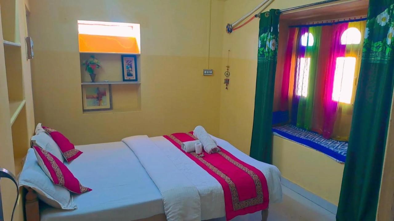 Bob Cafe & Guest house