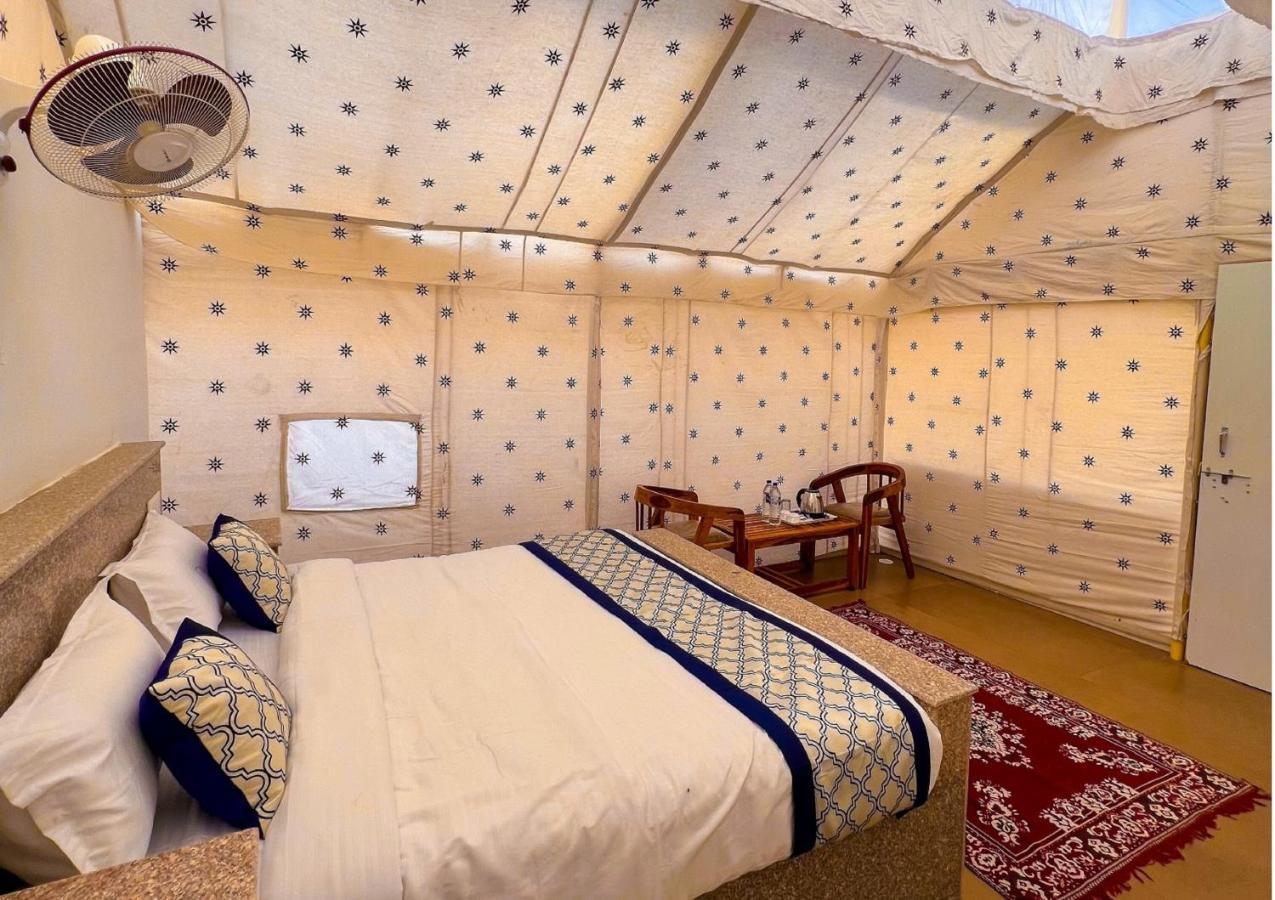 Hotel Ozaki Desert Camp &