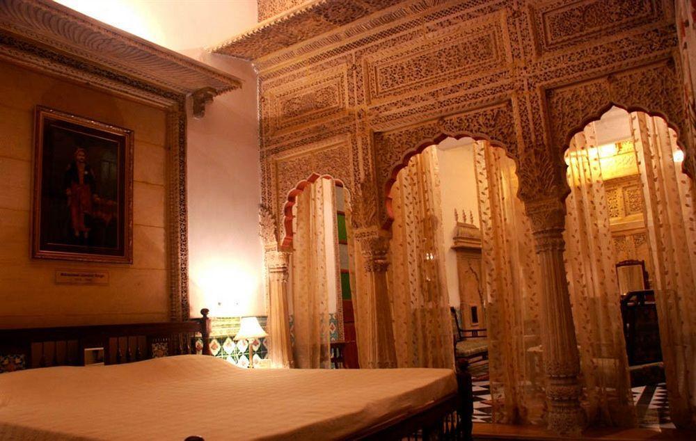 Welcomheritage Mandir Palace Hotel 4*