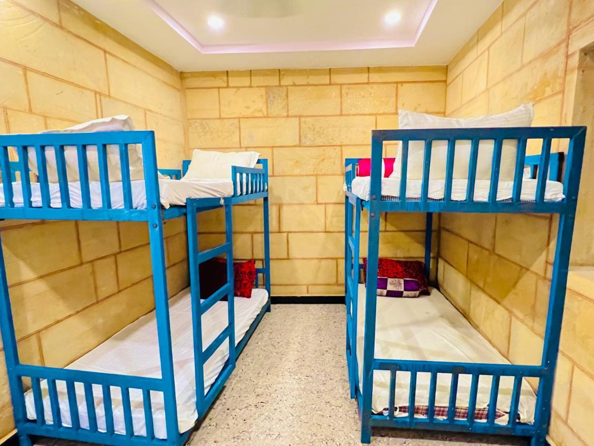 Hotel Gujarati Palace 4*