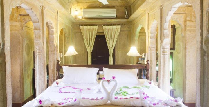 Hotel Welcomheritage Mandir Palace