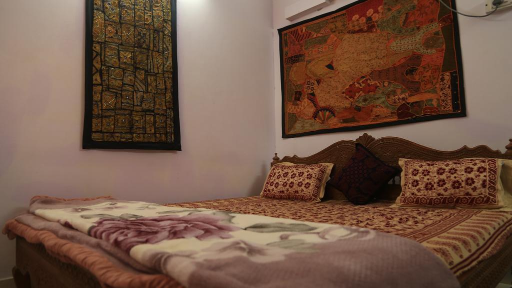 Hotel Arya Haveli 2*