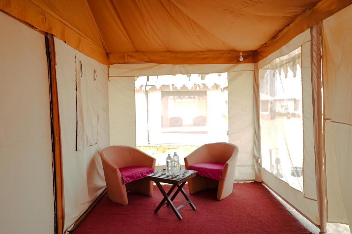 Resort Desert Camp