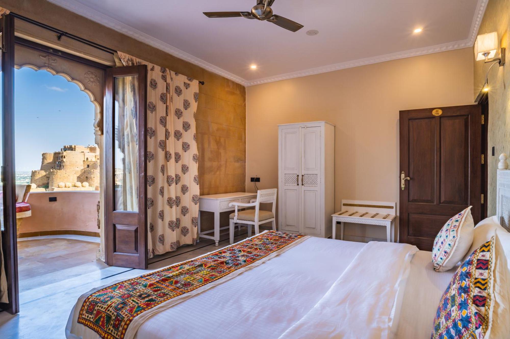 K D Palace - Heritage On *