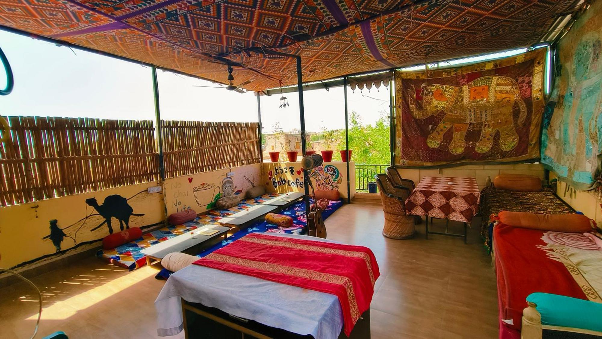 Bob Cafe & Guest house