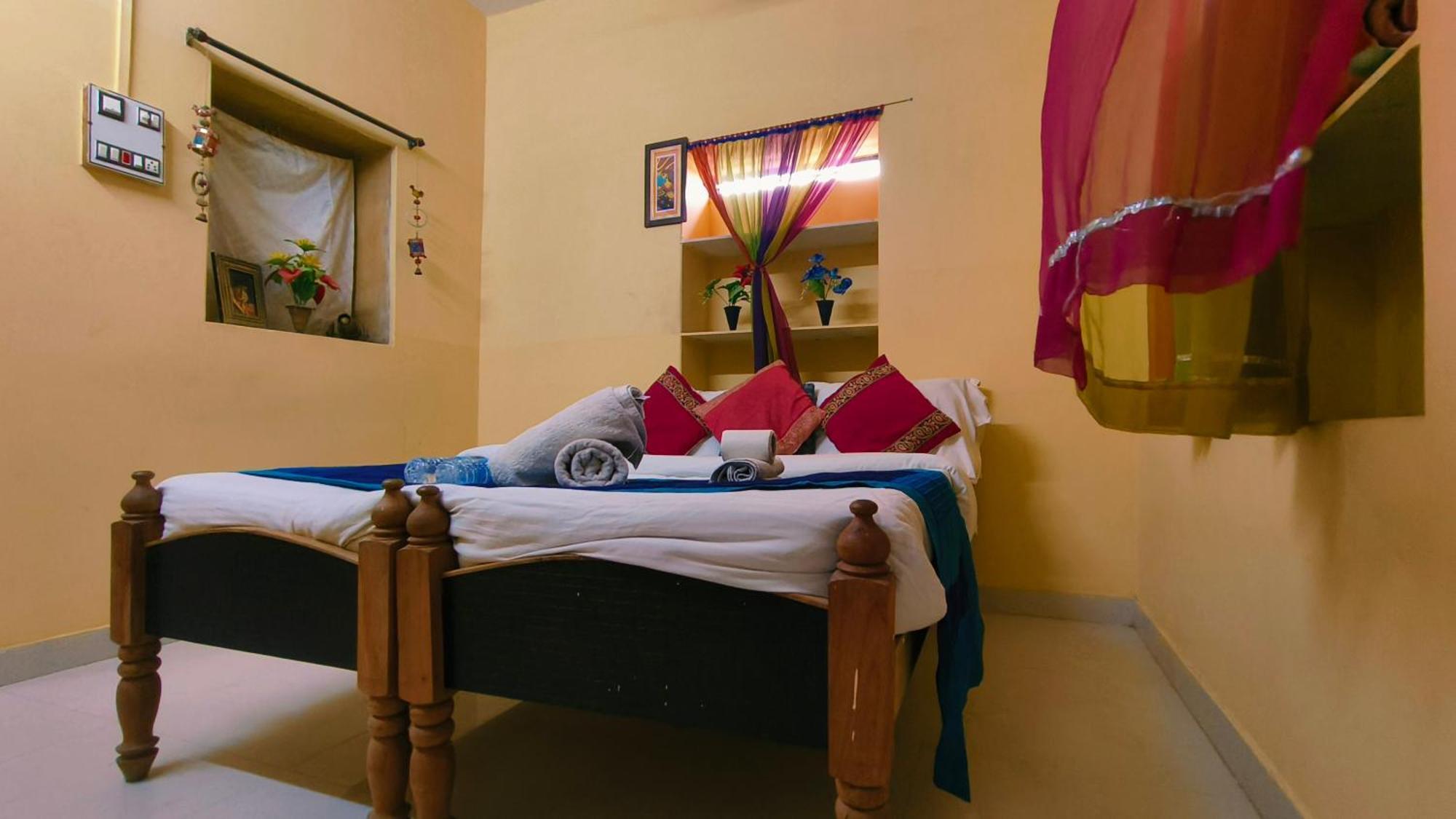 Bob Cafe & Guest house