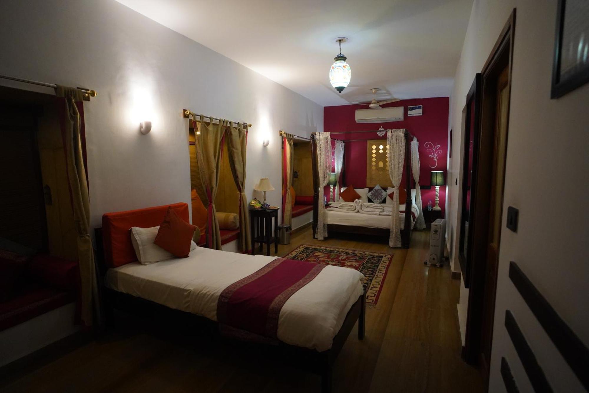 Jaisan Haveli Hotel 3*