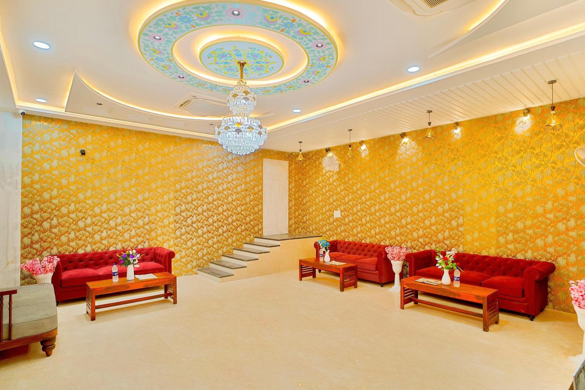 Jaisal - Pure Veg Hotel 4*