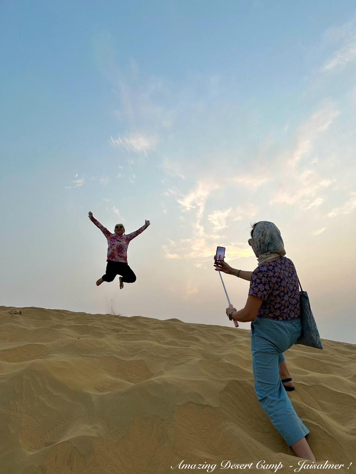 Amazing Desert Camp Resort Jaisalmer