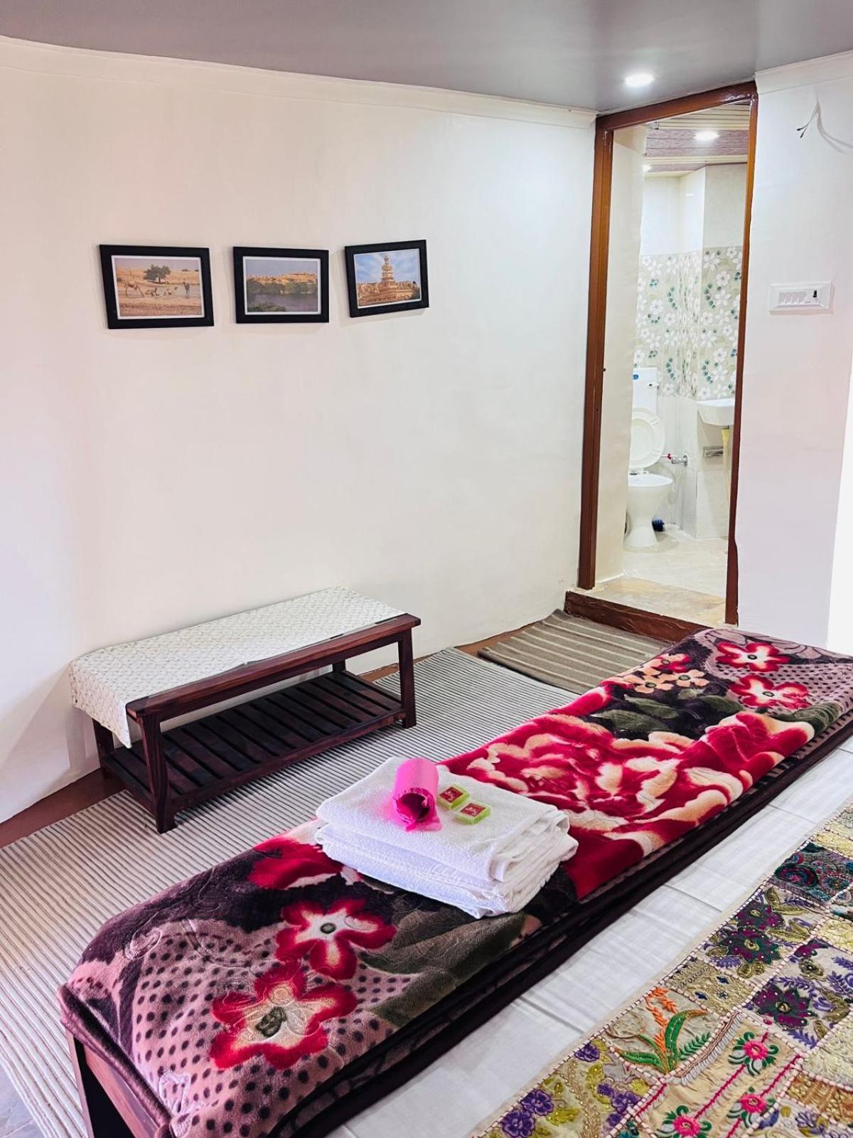 Mirage Guest house 2*