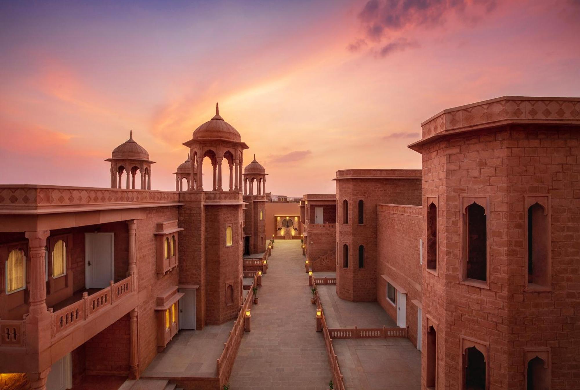 Hotel Storii By Itc Hotels, 5*