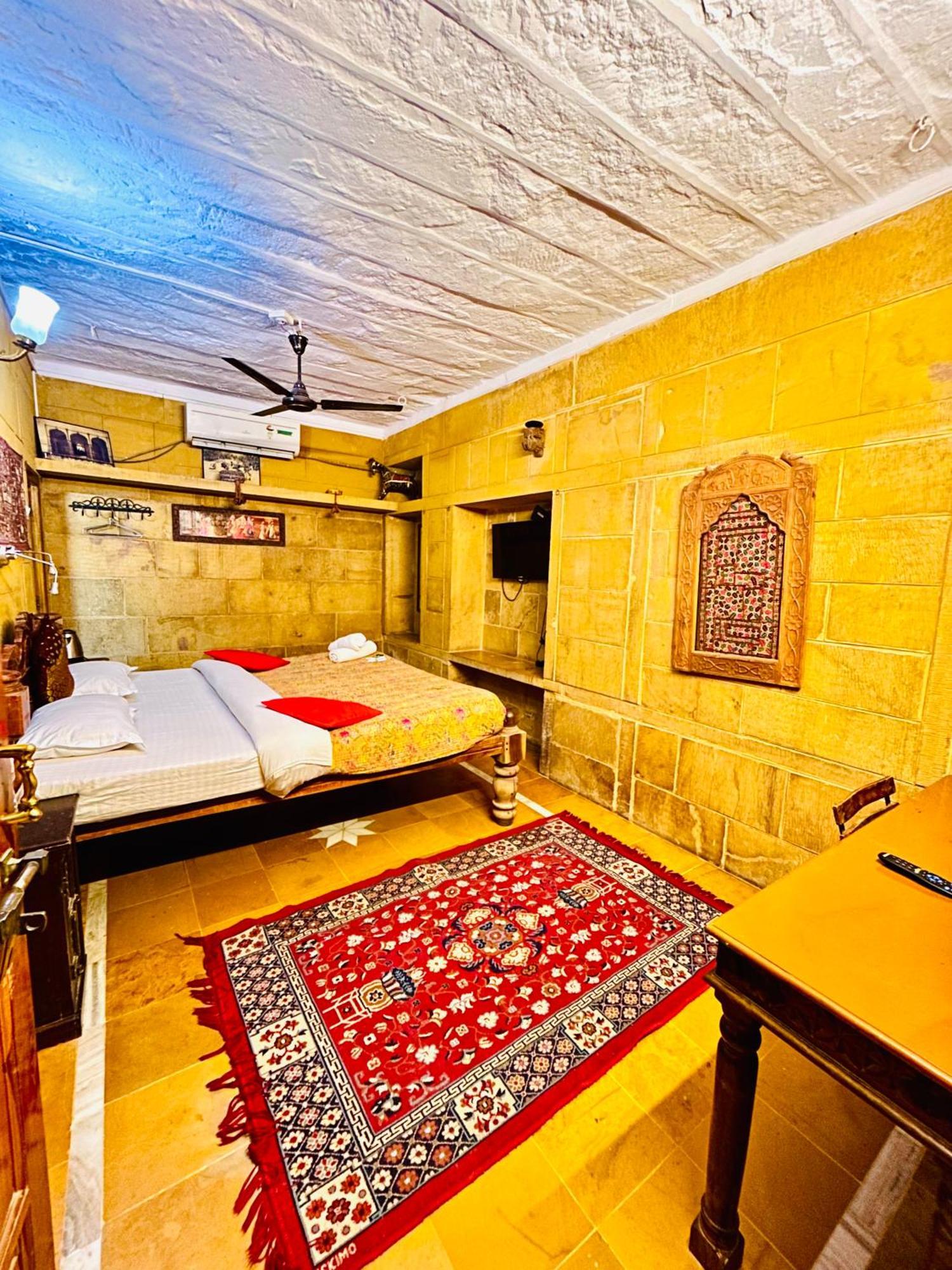 Shahi Palace