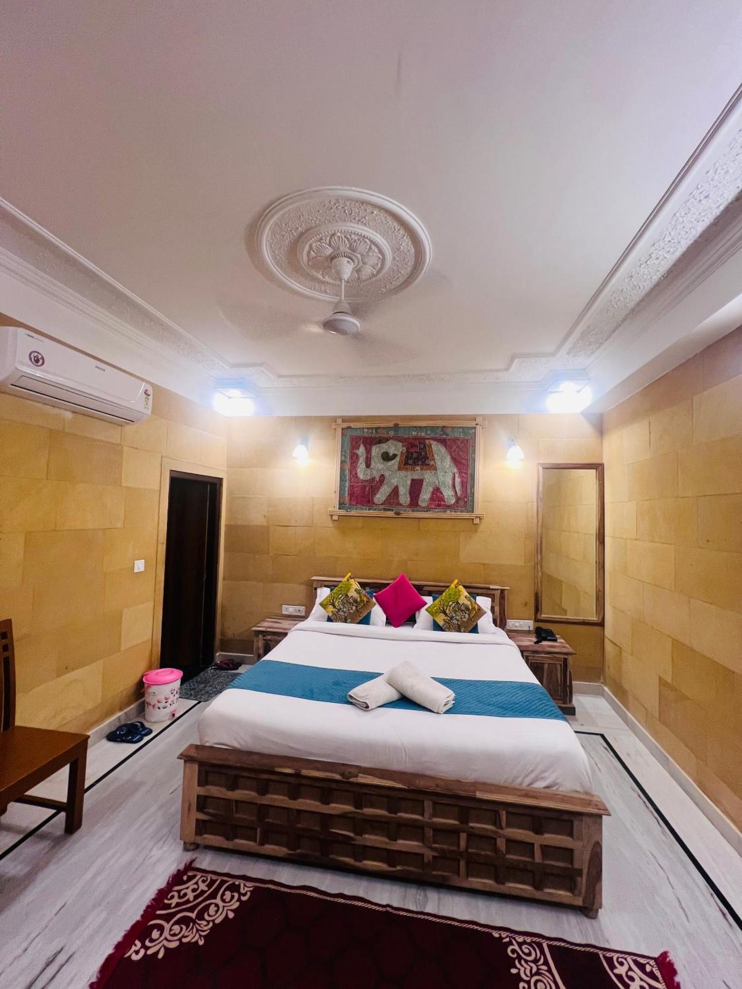 Hotel Garh Jaisalmer