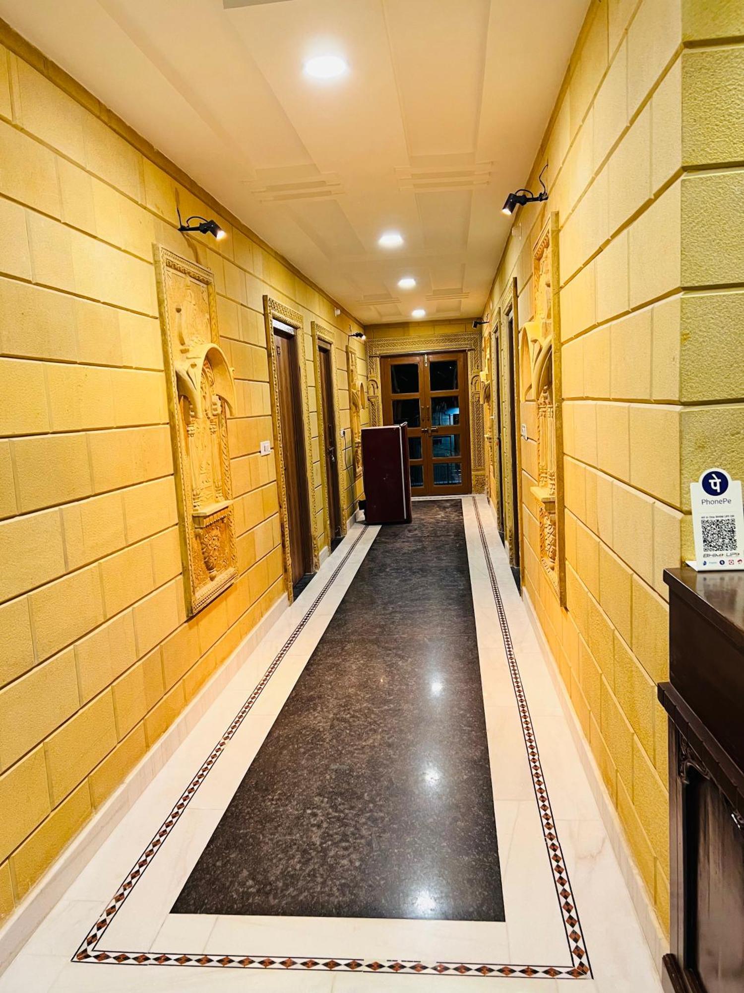 Hotel Garh