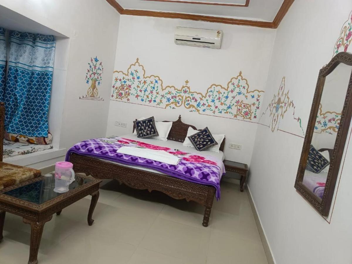 Jimmy Desert & Safari Guest house