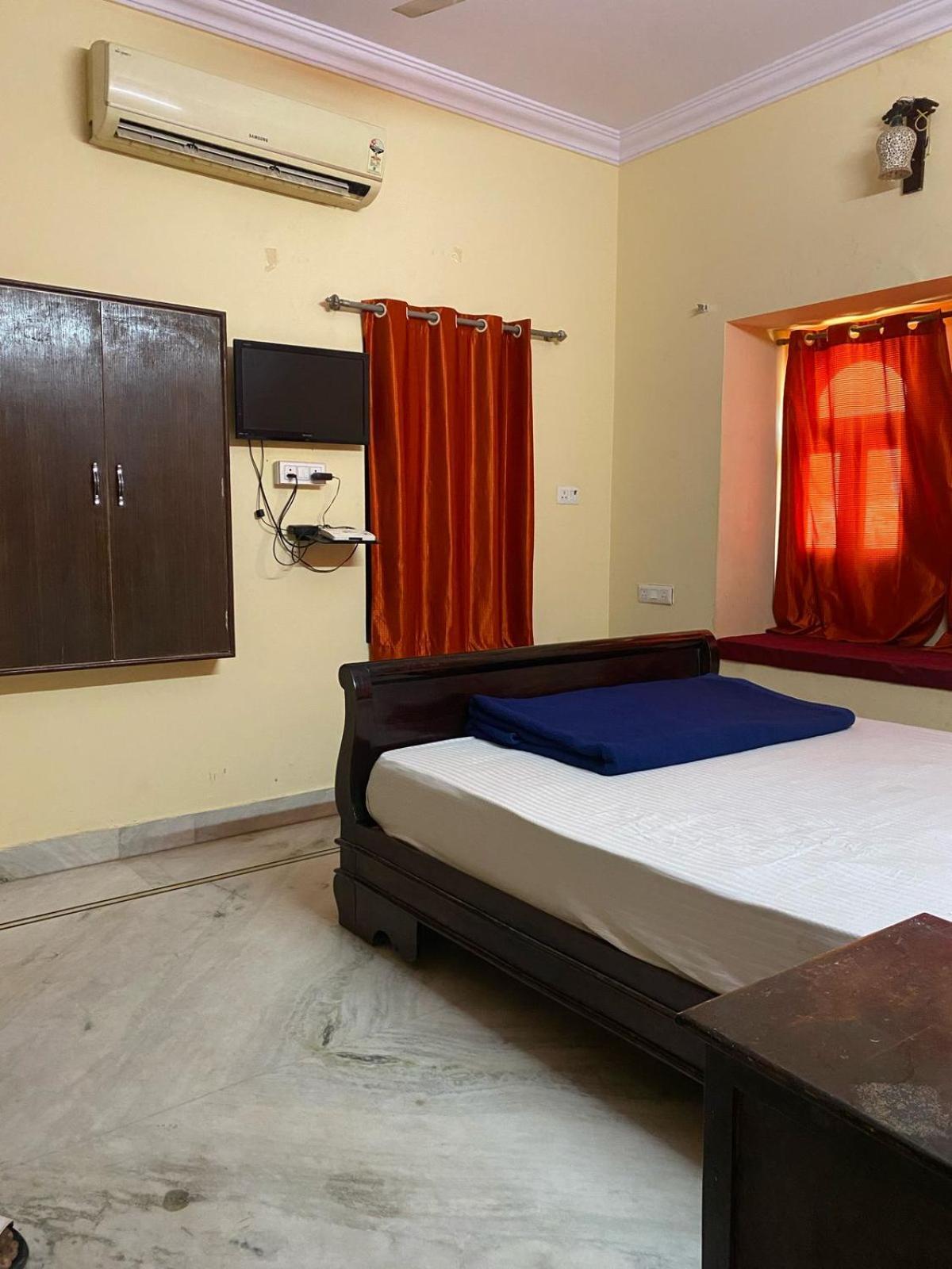 Hotel Jasmeet Palace