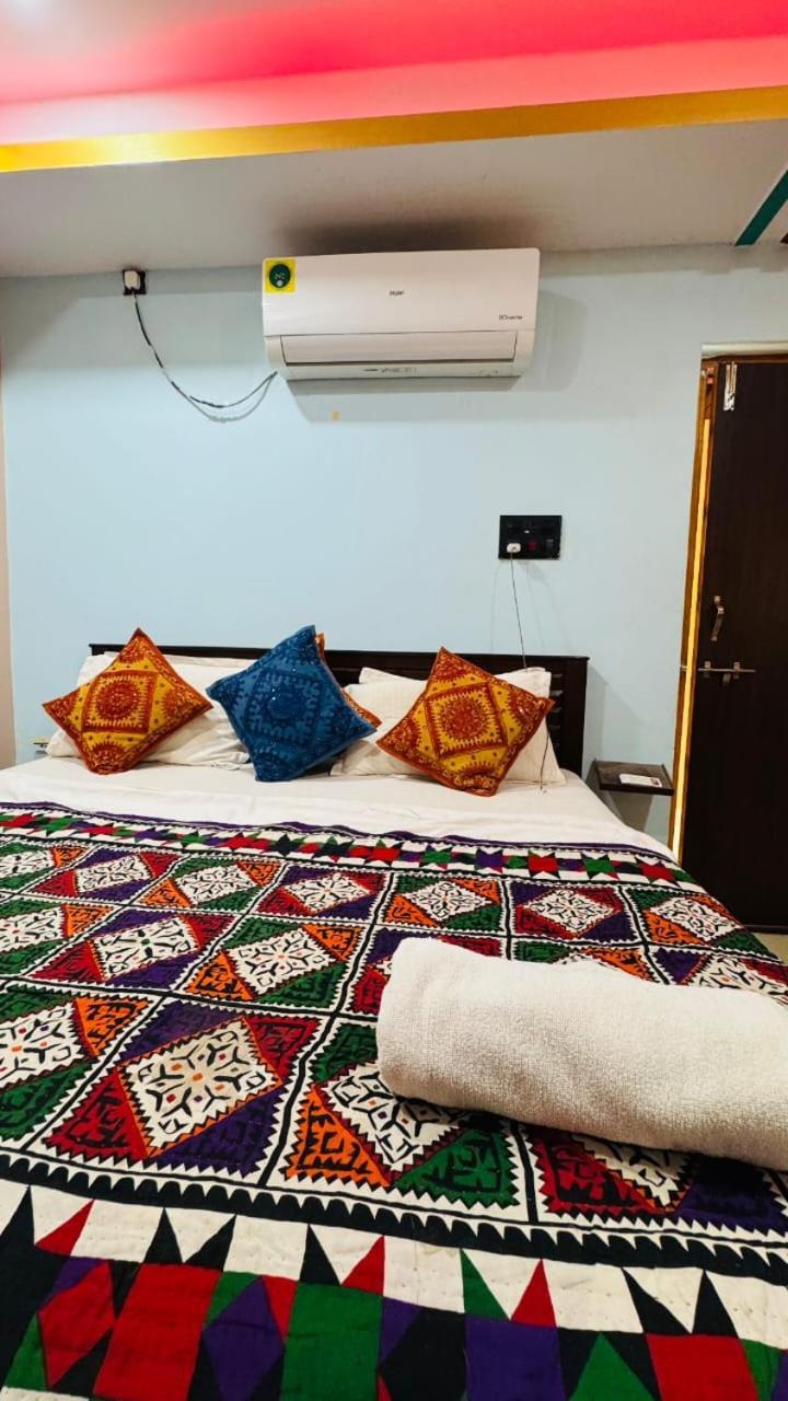 Heart And Soul Of Hotel