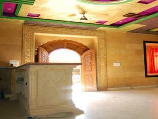 Golden Sandstone &resort 3* Jaisalmer