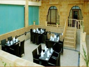 3 Palms Jaisal Hotel