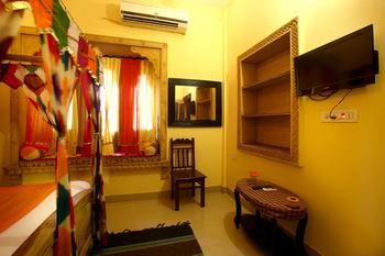 Oyo Rooms Air Force Circle Hotel
