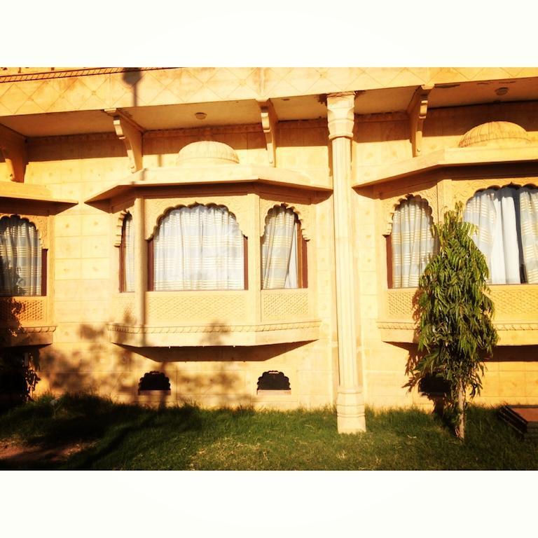 3 Palms Jaisal Hotel