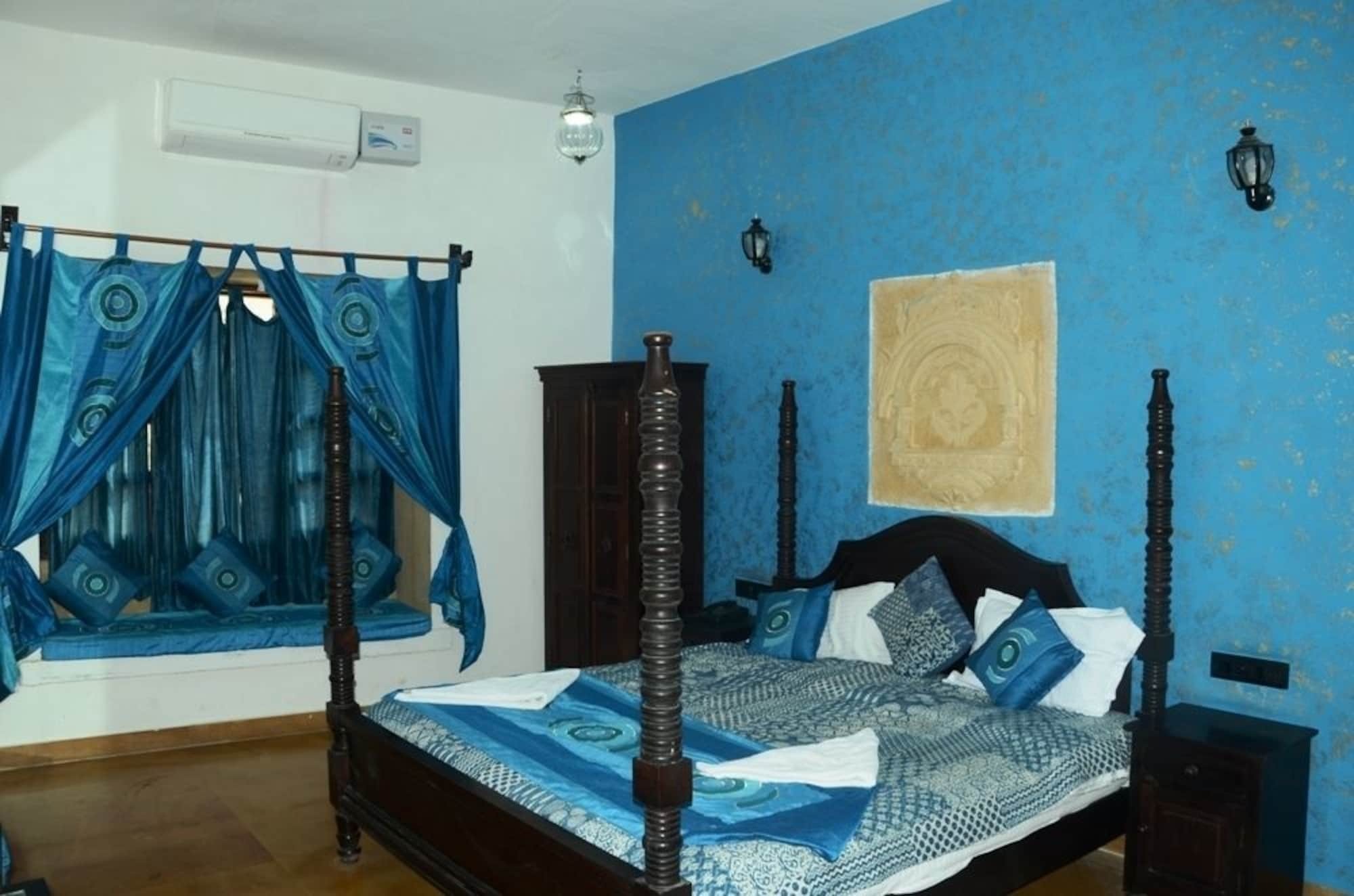 Heritage House Hotel