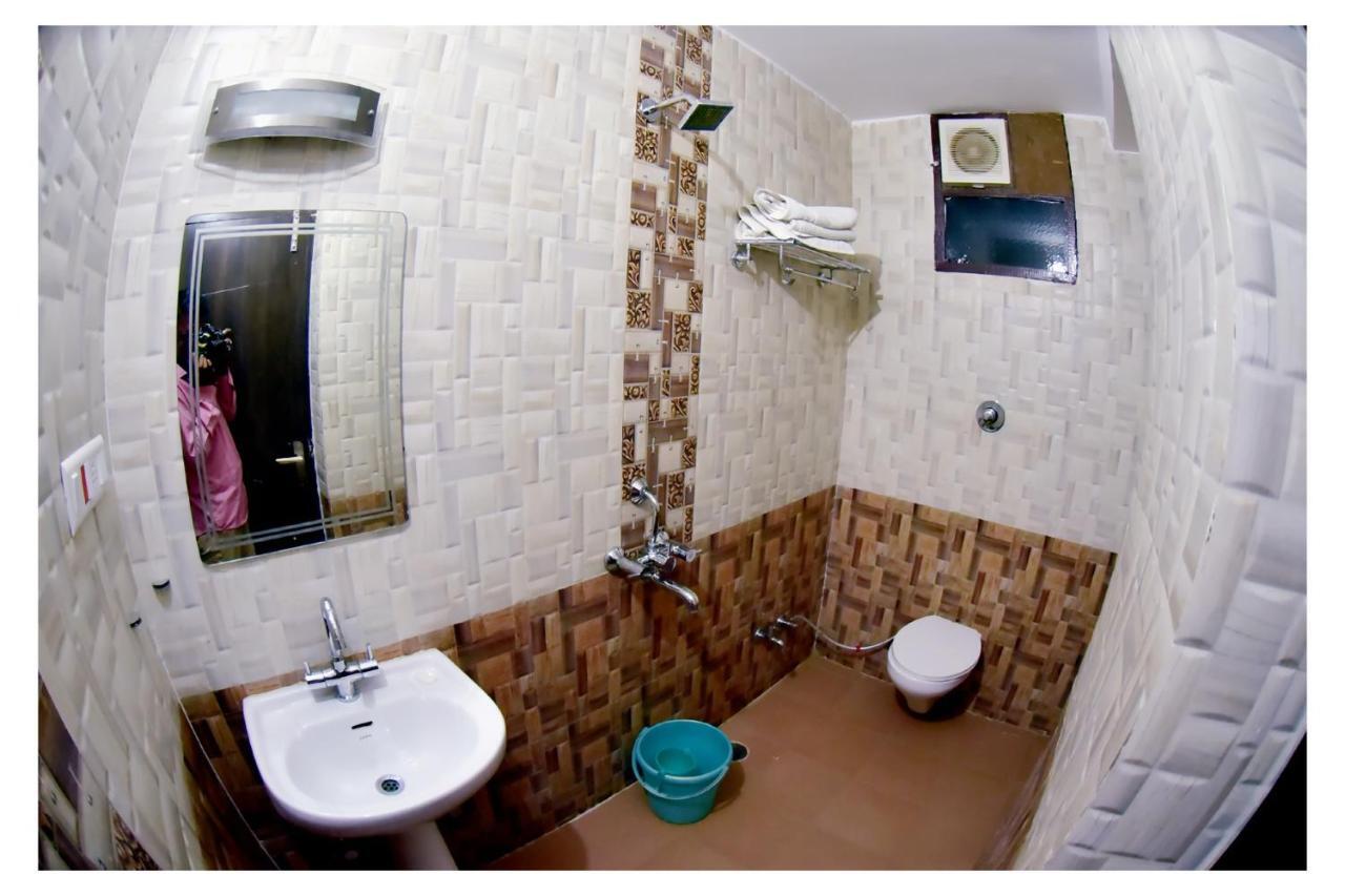 Hotel Yellow Stone 3*