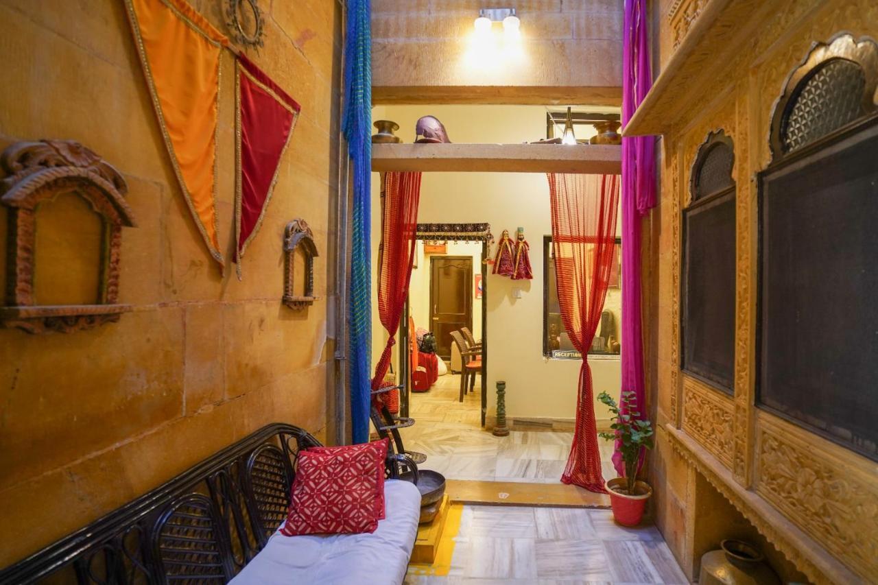 Shahi Garh Hotel